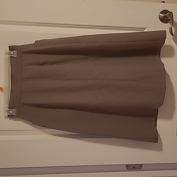 3/$27 Snazzie vintage skirt - Picture 4 of 6